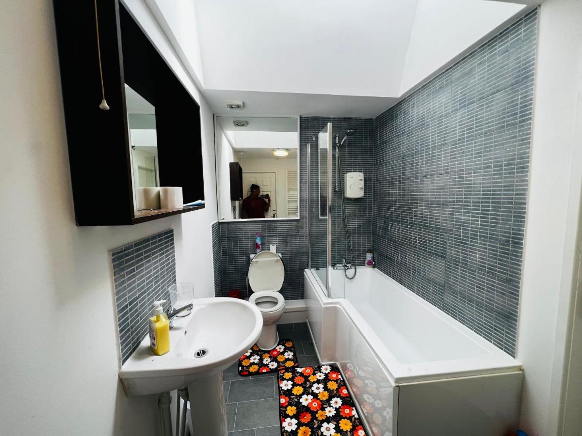 Liberty Inn Room With Sharing Toilet And Kitchen Liverpool Zewnętrze zdjęcie