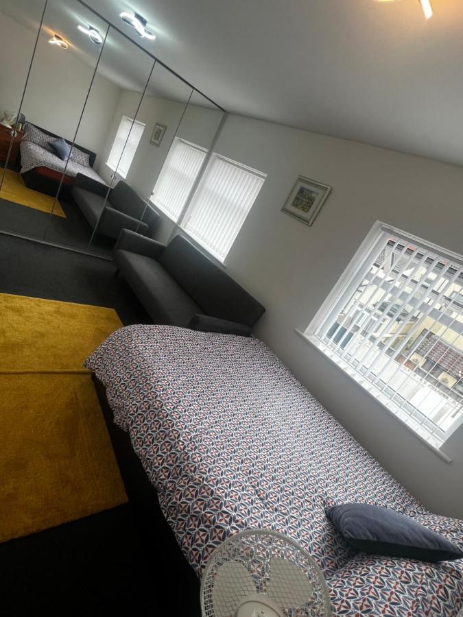 Liberty Inn Room With Sharing Toilet And Kitchen Liverpool Zewnętrze zdjęcie