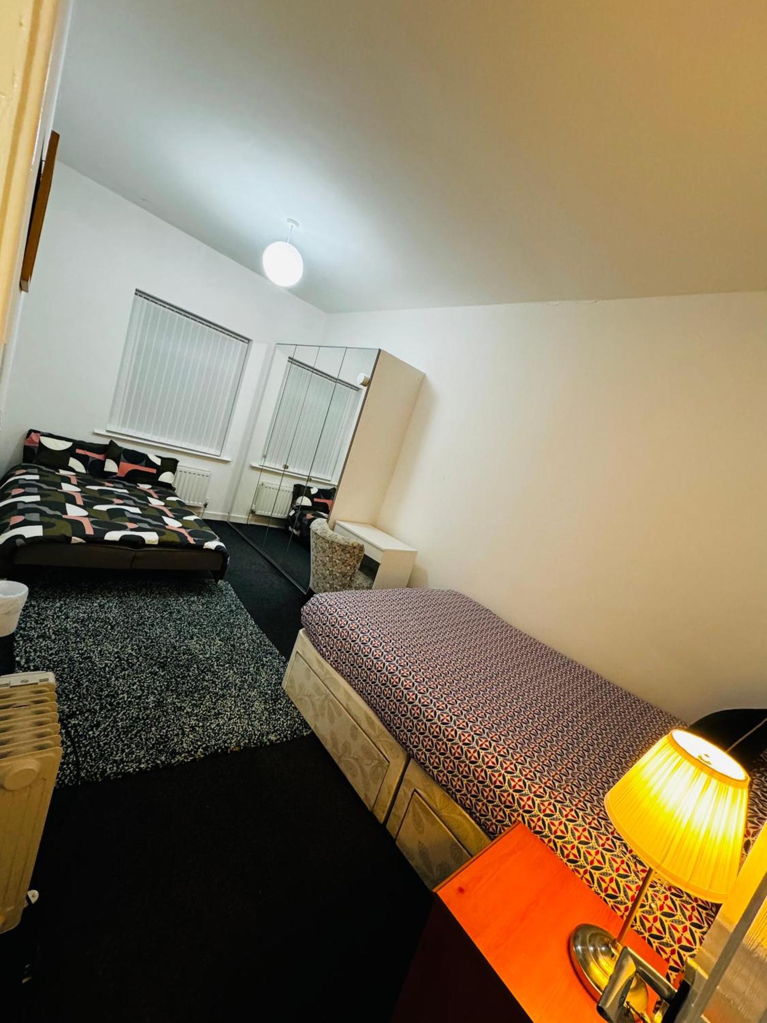 Liberty Inn Room With Sharing Toilet And Kitchen Liverpool Zewnętrze zdjęcie